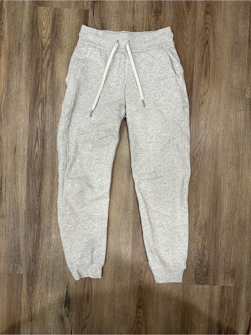 Lululemon Scuba High Rise Jogger Size 0 Heather Gray Color